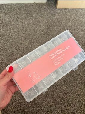 Professional Clear Nail Extension Mold Storage Box - Pink Label